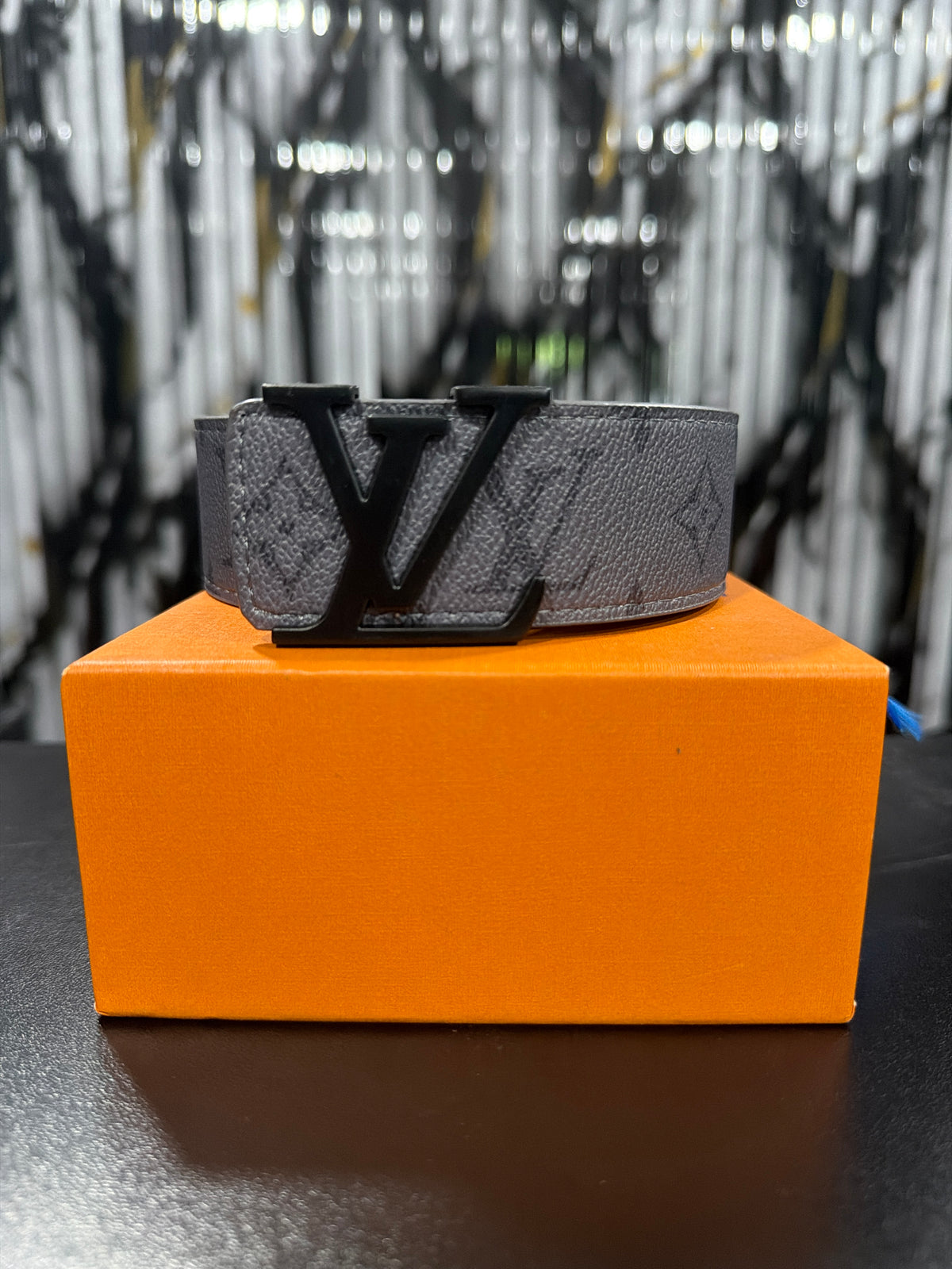 LV GREY BLACK