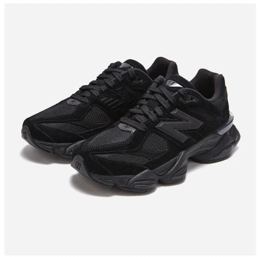 New balance 9060 triple black (A la mano)