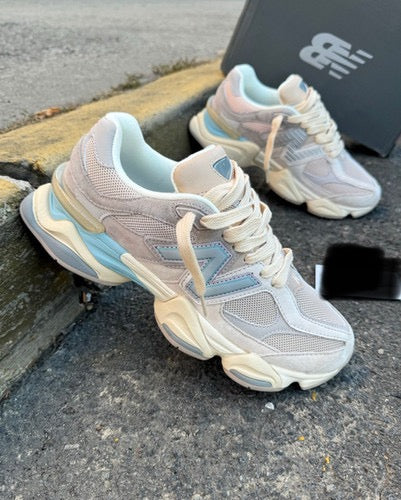 NEW BALANCE 9060 BABY BLUE BEIGE (A LA MANO)