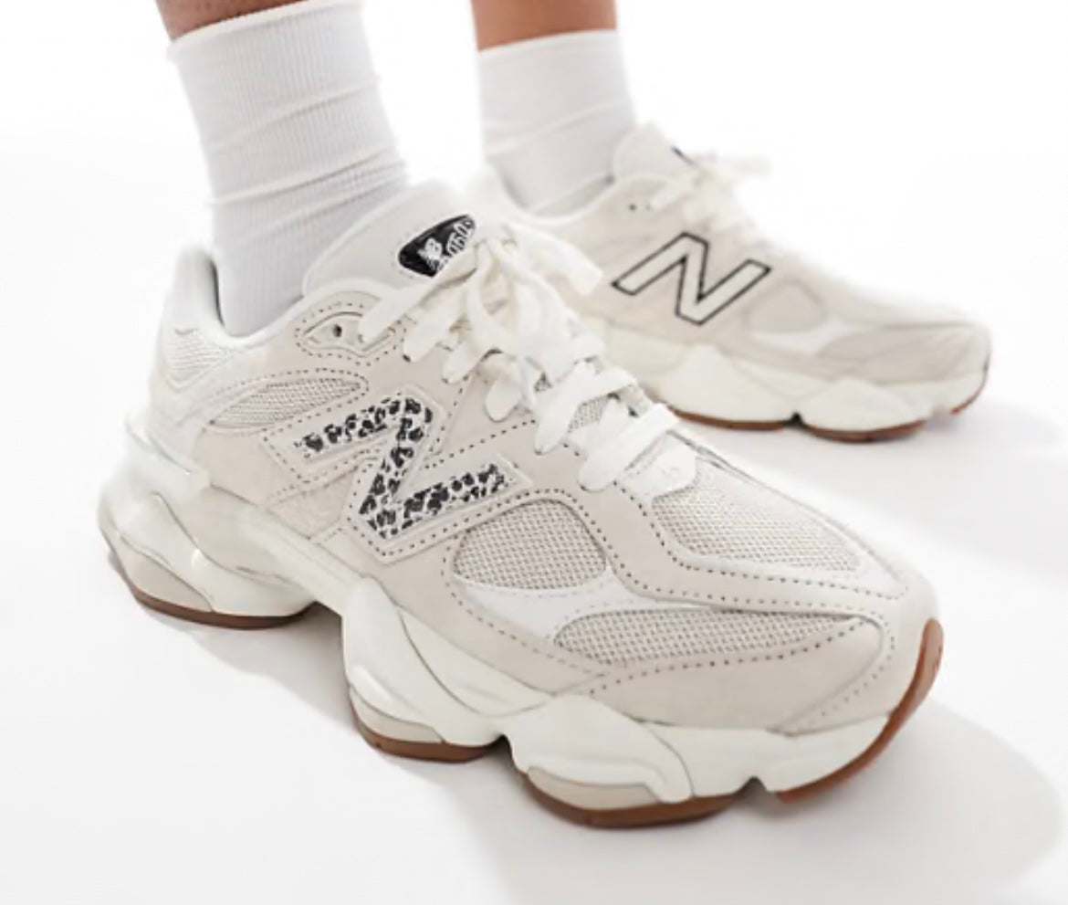 New Balance 9060 Cream animal Print (A LA MANO)