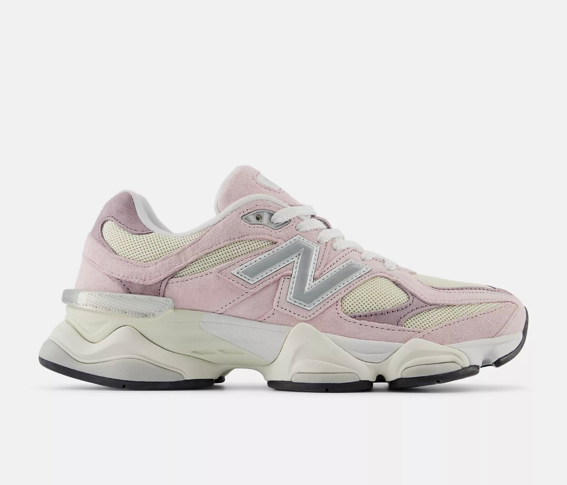 New Balance 9060 pink overdye(A LA MANO)