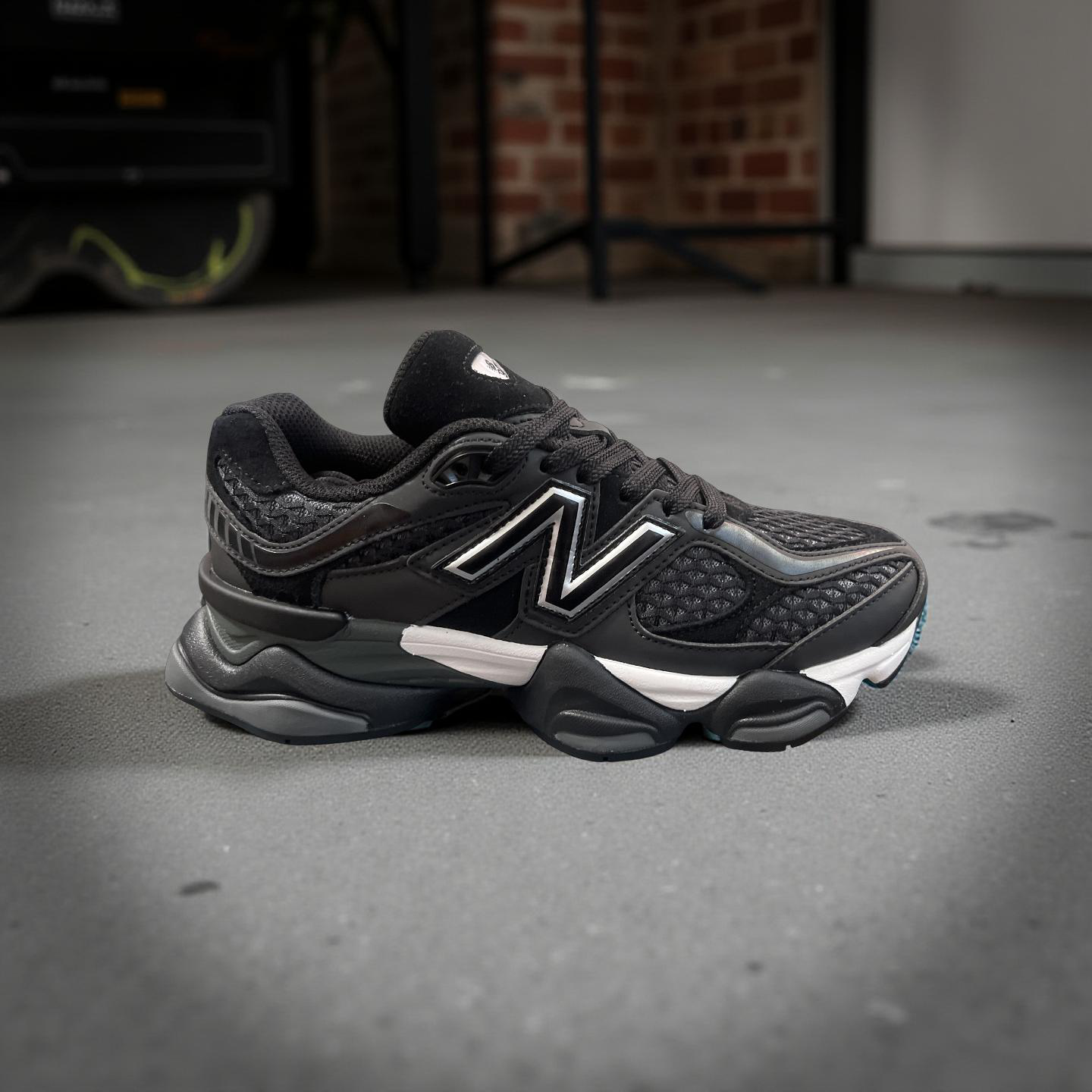 New Balance 9060 Shoe Palace Black (A LA MANO)