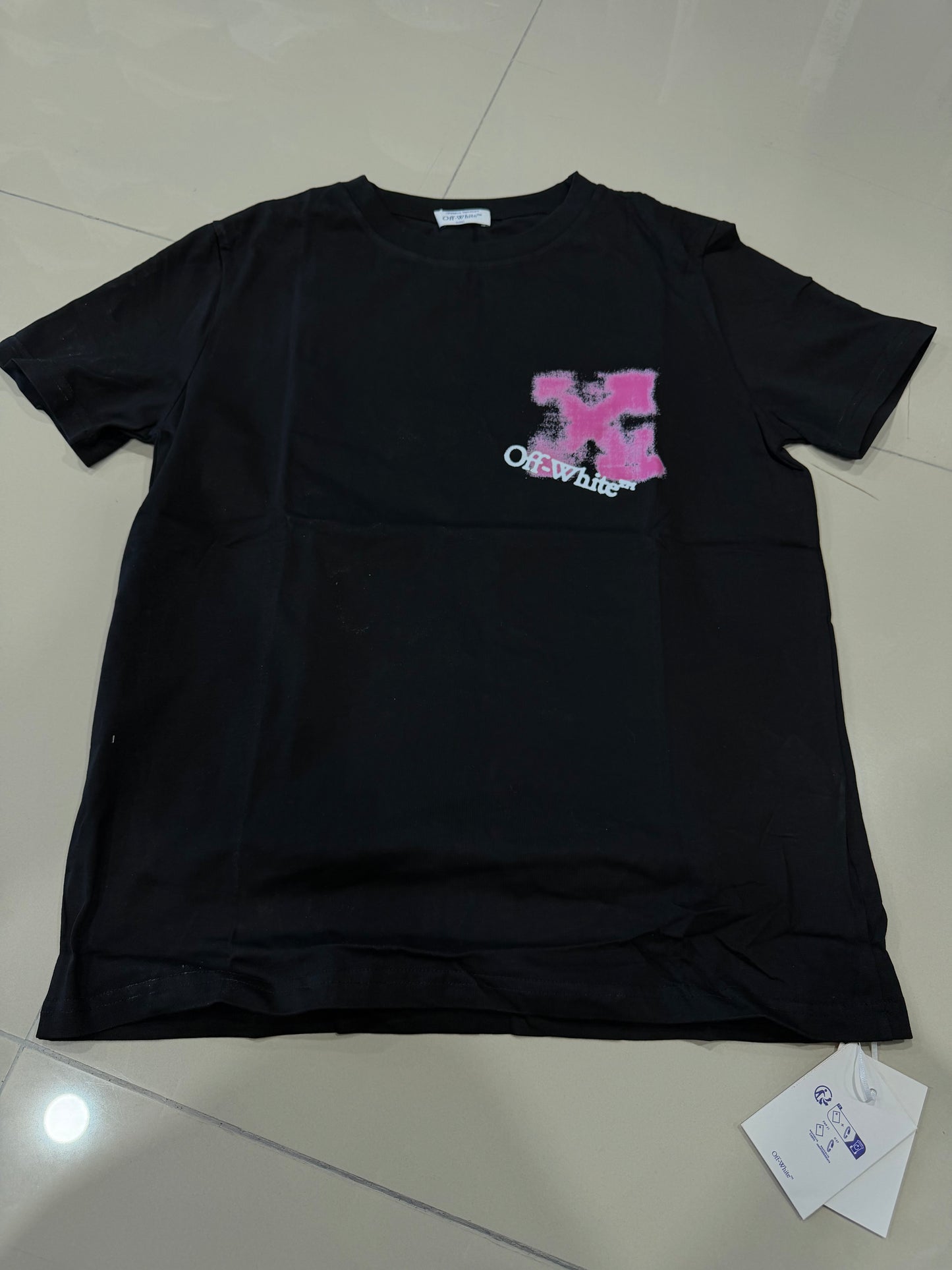 Off White Negra Rosa