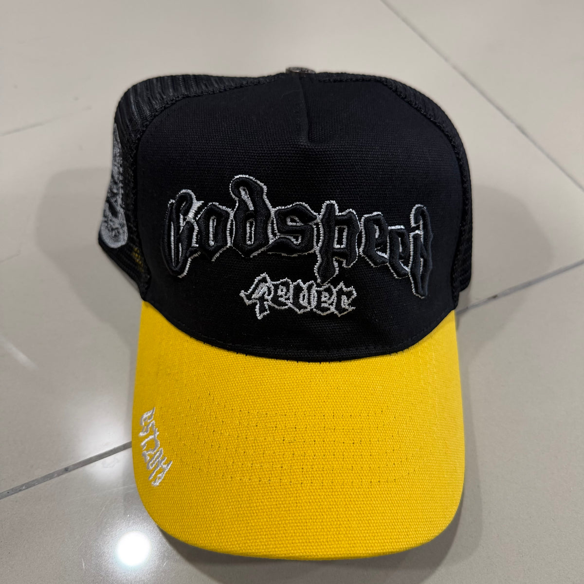 Godspeed negro amarillo