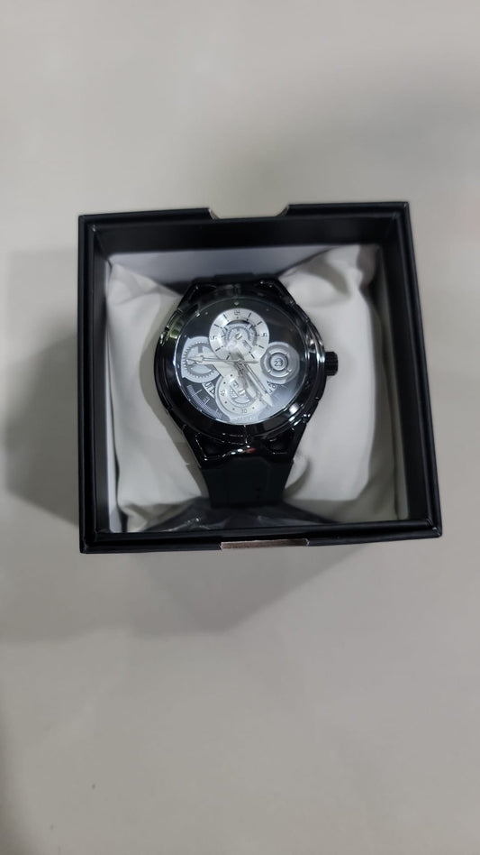 Reloj Negro y Plateado Original