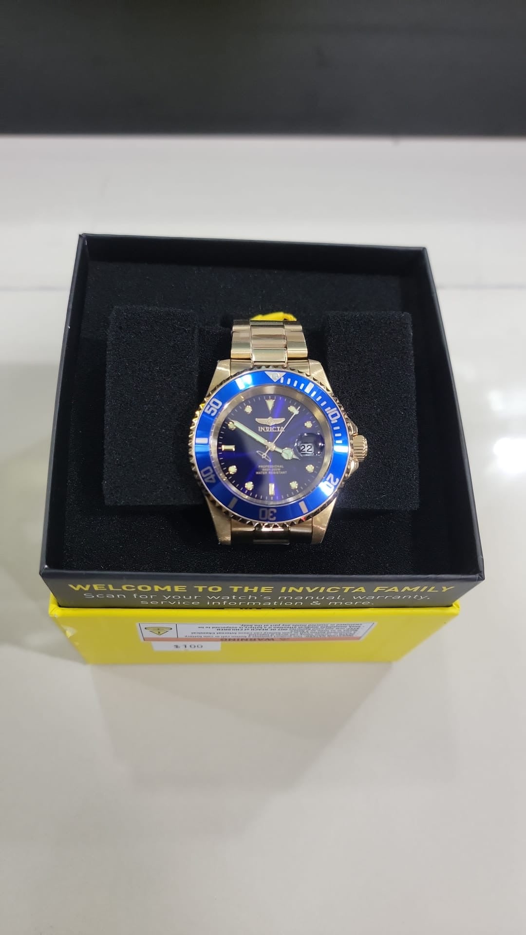 Reloj Invicta Dorado y Azul Original
