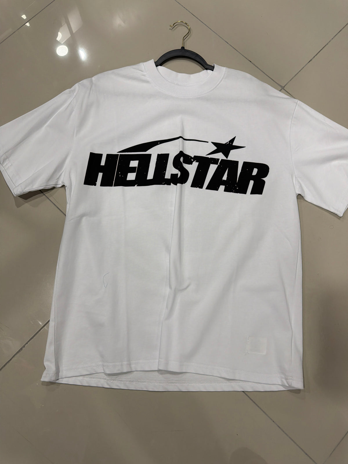 Hellstar blanca negra 3
