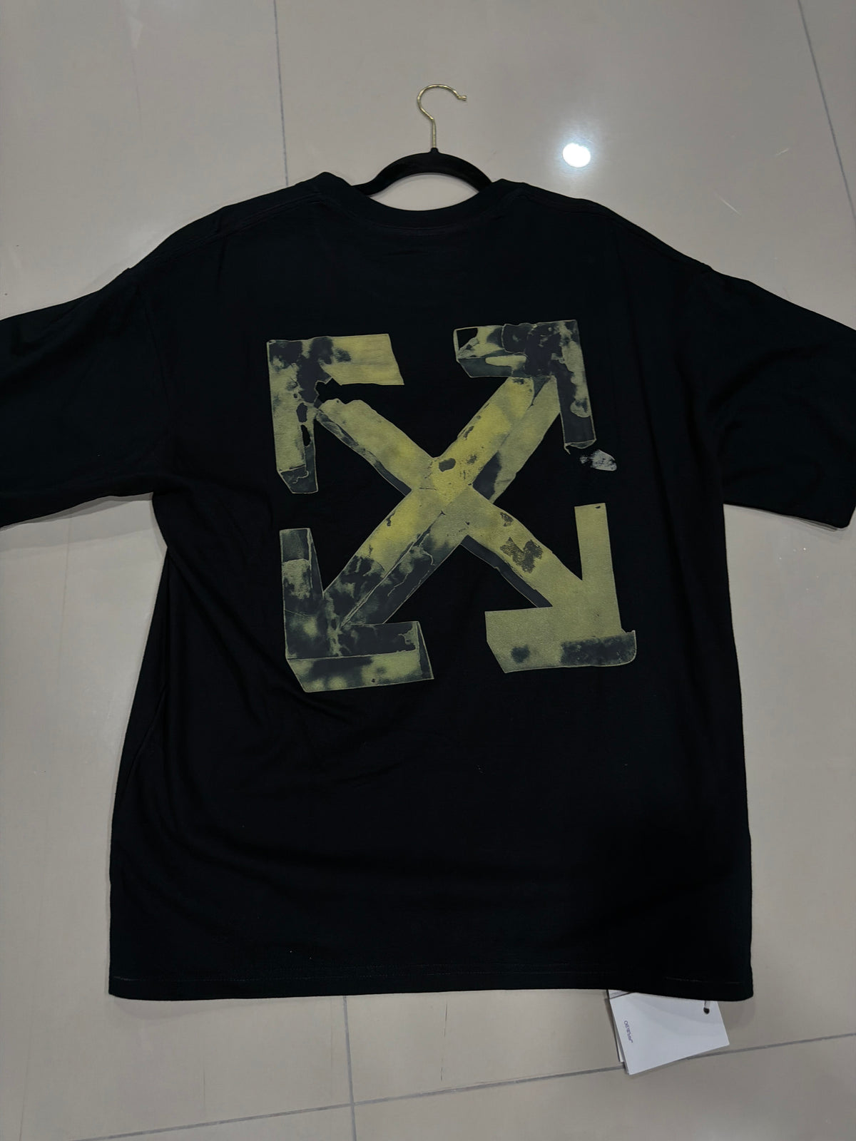Off white black neón 1