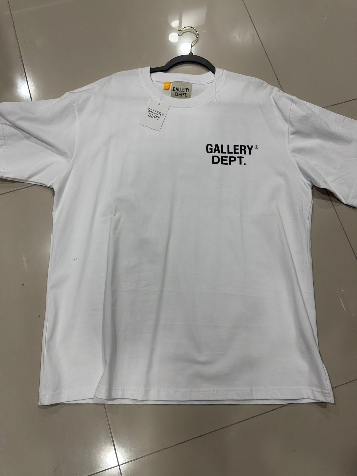 Gallery blanca y negra