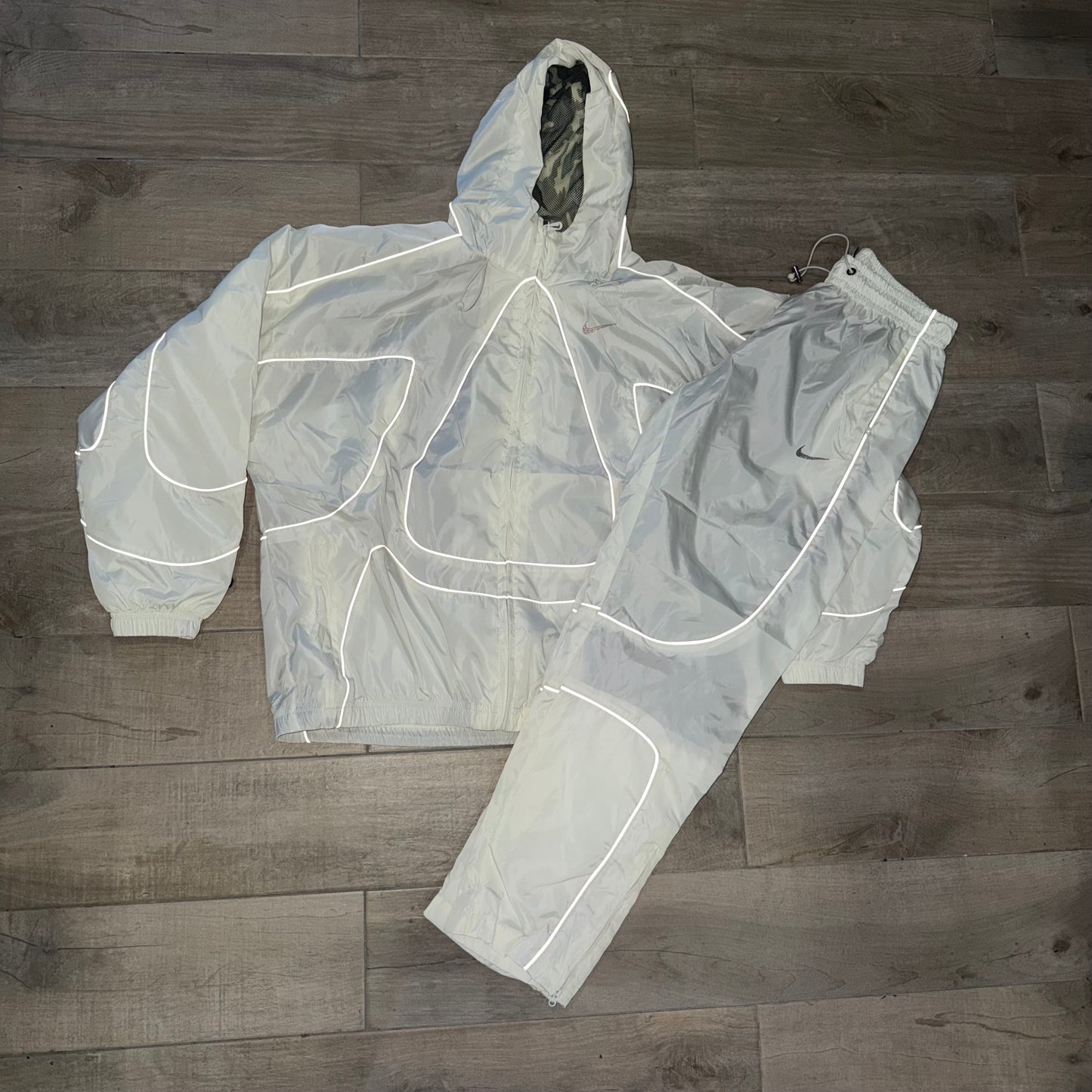 Conjunto Nike “Corteiz” white