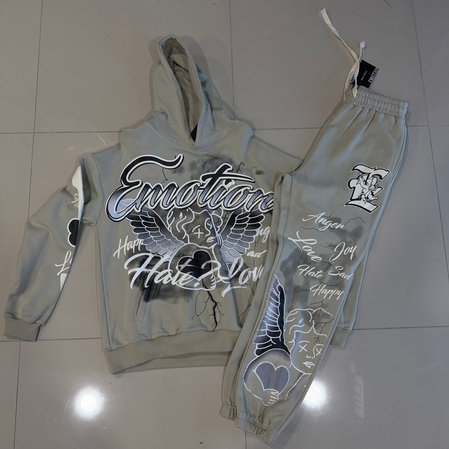 Conjunto Mixed Emotions