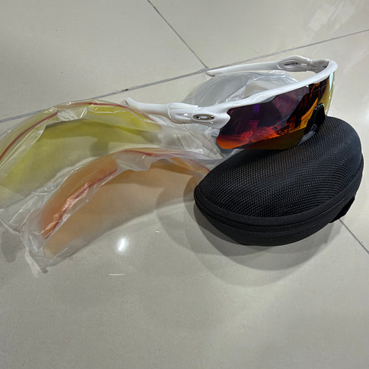 OAKLEY 5 lentes blancas crome