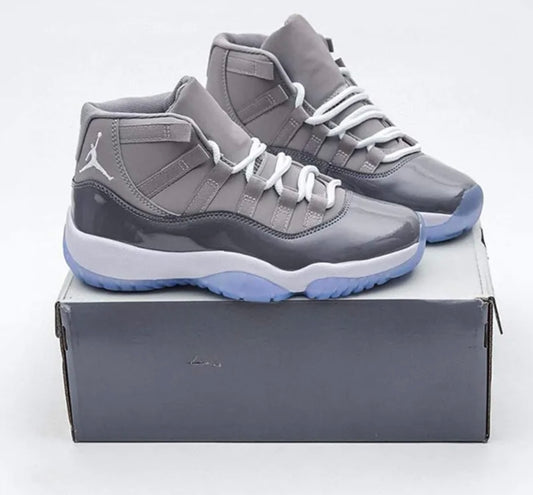 Jordan Retro 11 Cool Grey  (A LA MANO)