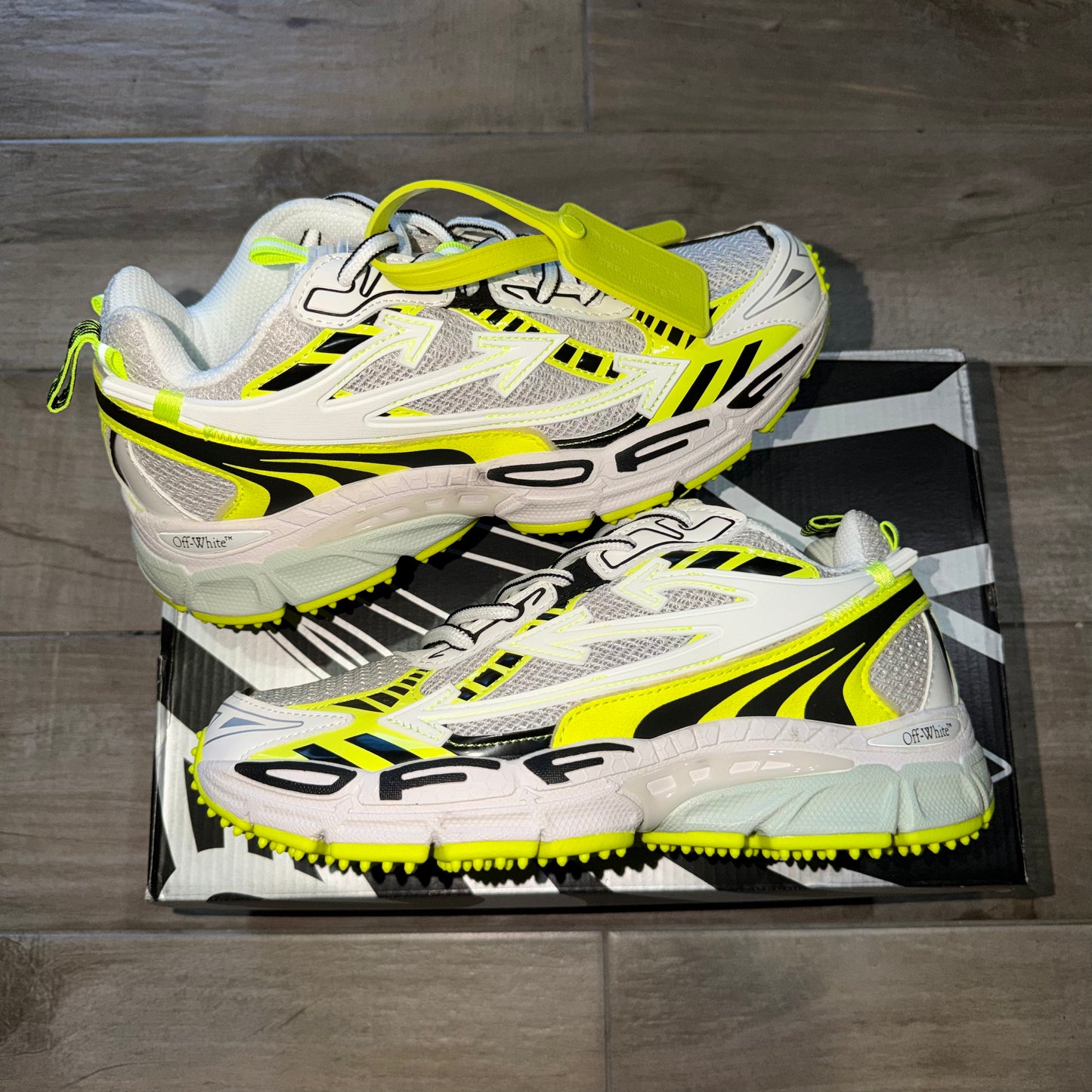 OFF WHITE white neon yellow