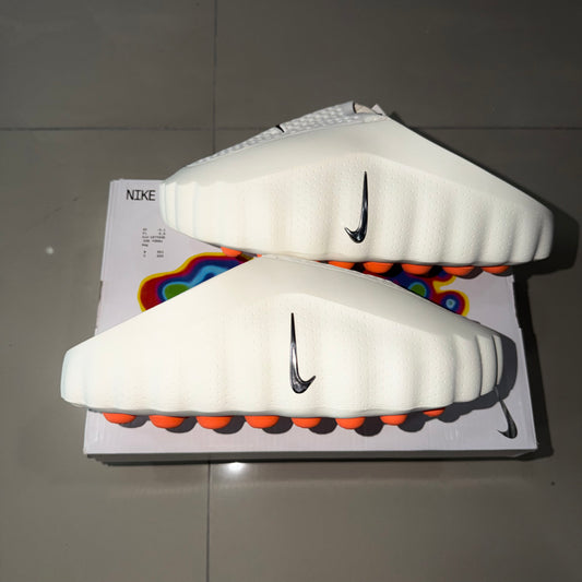 Nike Mind 001 crema