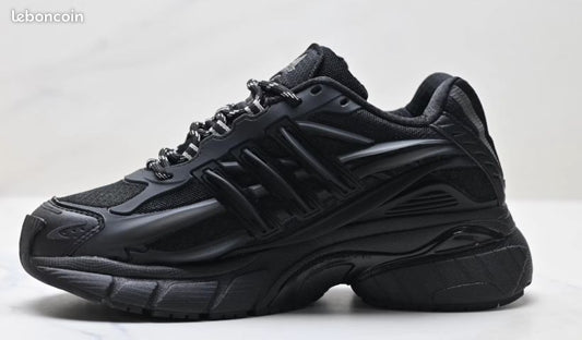 Pharrell Adidas Jellyfish Black