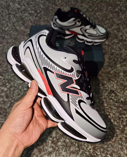 New Balance 2000 white, black an Orange (A LA MANO)