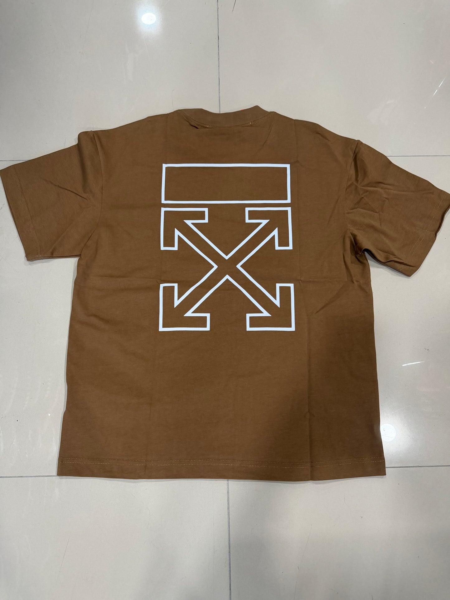Off white marrón 3